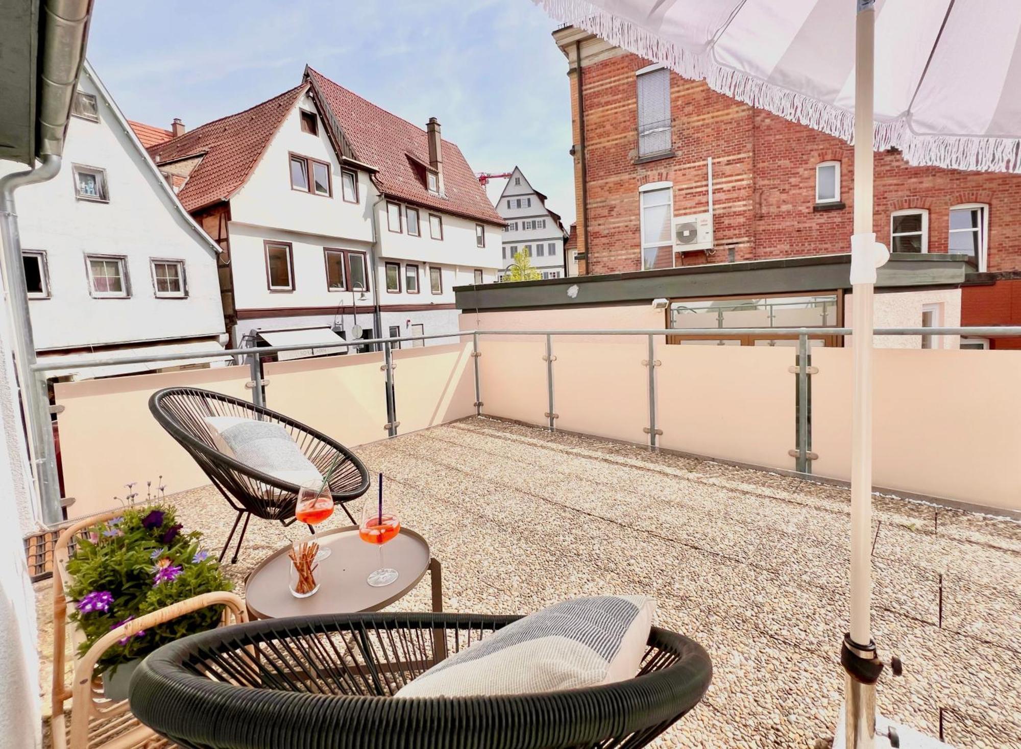 Apartment Im Herzen Der Altstadt - Leonberg Naehe Stuttgart Buitenkant foto